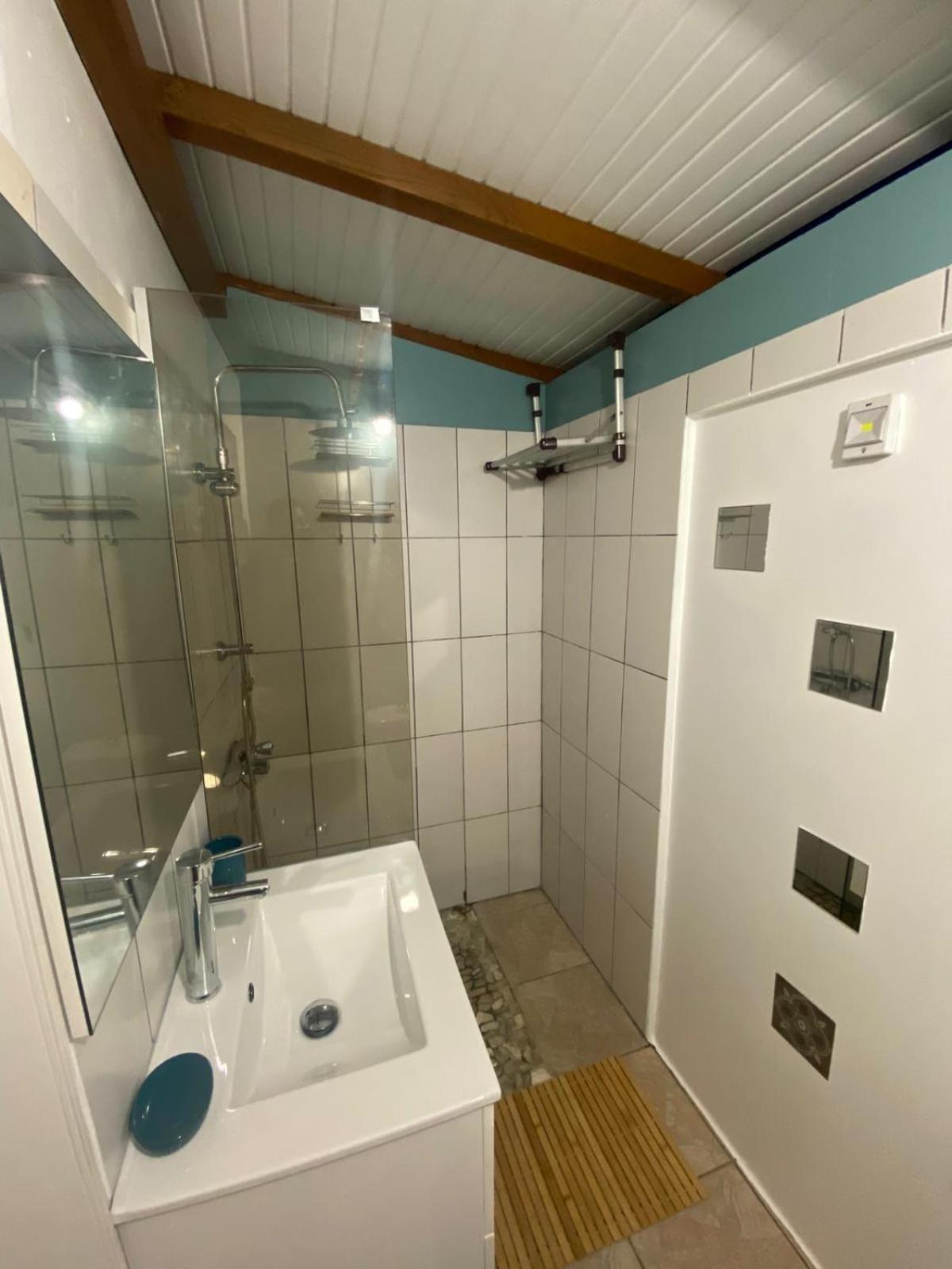 La Suite Odile Piscine เลอ ลามองแตง ภายนอก รูปภาพ